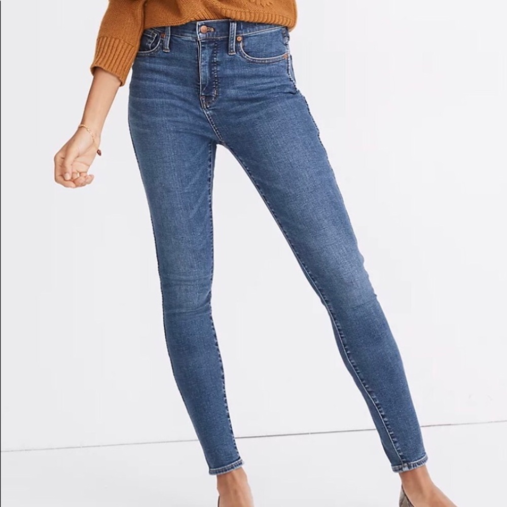 Madewell 10” High-Rise Petite Skinny Jeans in Wendover Wash